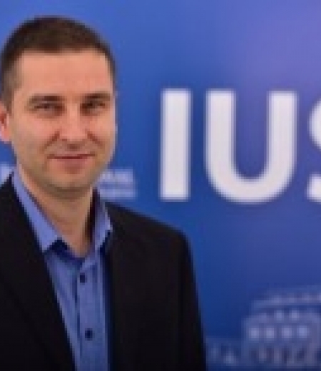 Dr. Muhamed Hadžiabdić