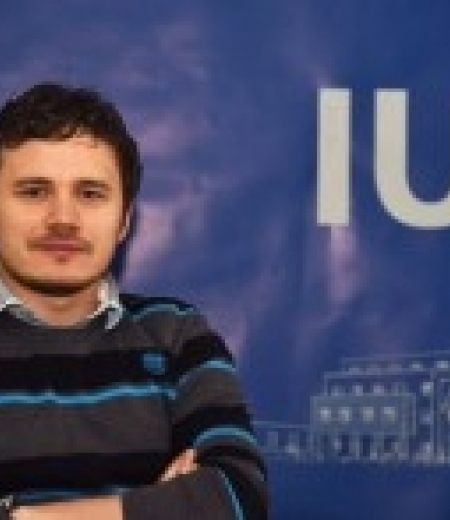 Emil Knezović